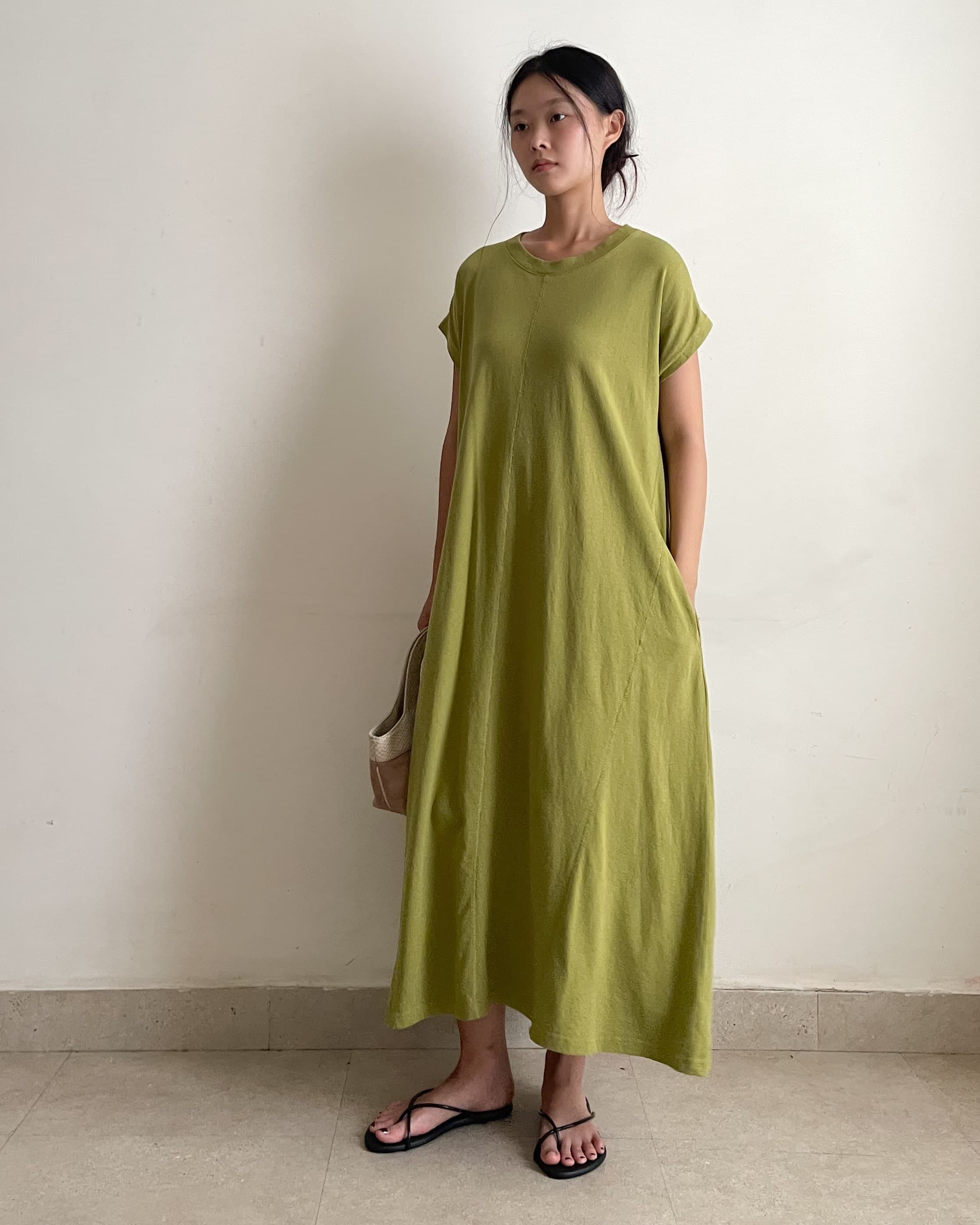 Dress 
Length 120 | 🏷️385

DR072655