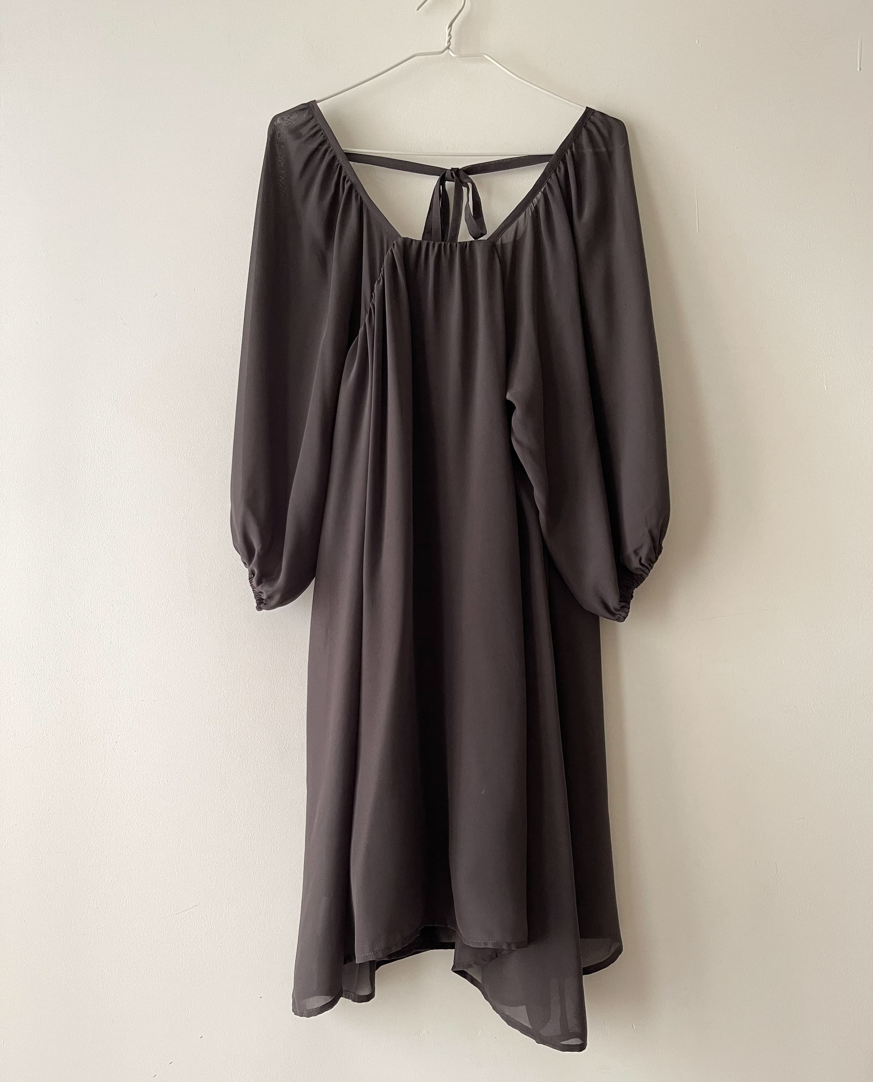 Puff sleeves chiffon dress 
Length 99 | 🏷️435

DR072612